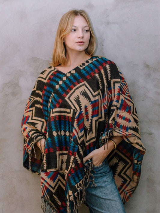 Poncho com capuz boho chic andina