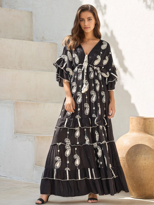Vestido longo paisley bordado