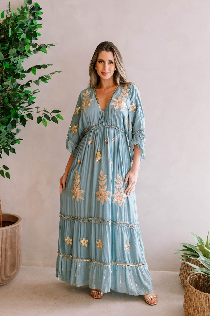 Vestido longo bordado flores